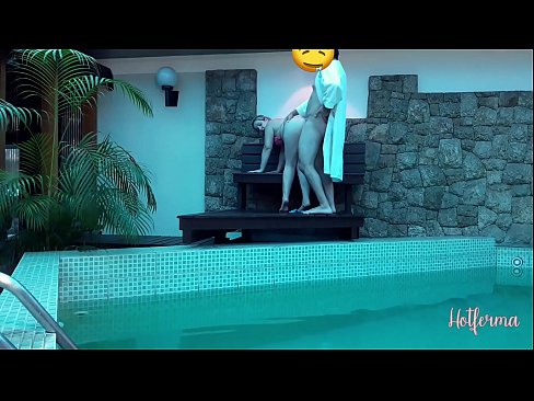 ❤️ Baas nooi bediende swembad toe, maar kon nie 'n warm weerstaan ​​nie Fokvideo by porn af.sexogolic-info.ru ❌️❤